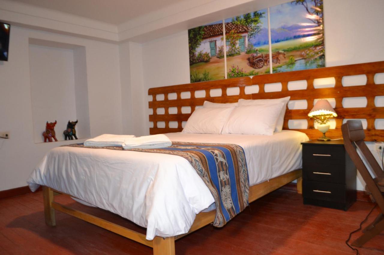 كوسكو Fiesta Inn Ceniza المظهر الخارجي الصورة