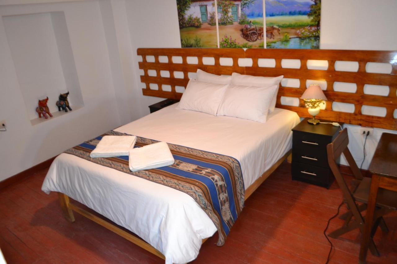 كوسكو Fiesta Inn Ceniza المظهر الخارجي الصورة