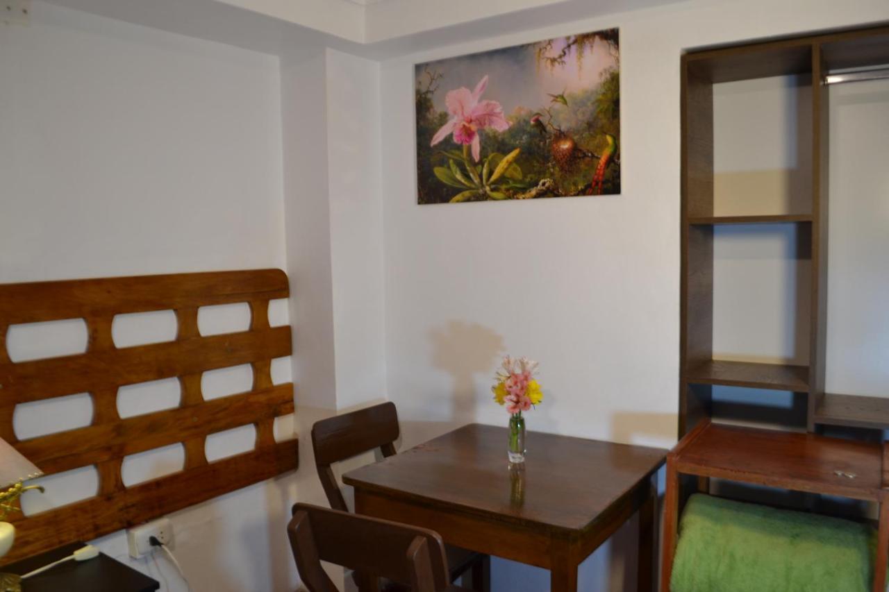 كوسكو Fiesta Inn Ceniza المظهر الخارجي الصورة